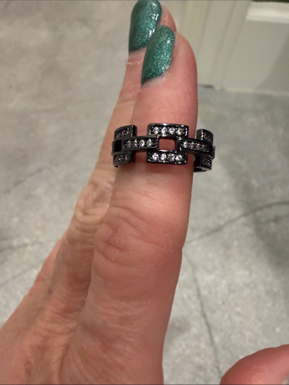 Park Lane Black Pavé Link Ring with Clear Crystals